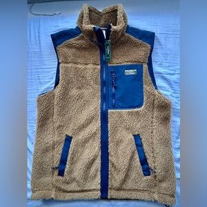 L.L. Bean Sherpa Vest - Medium - Antique Gold - BNWT
